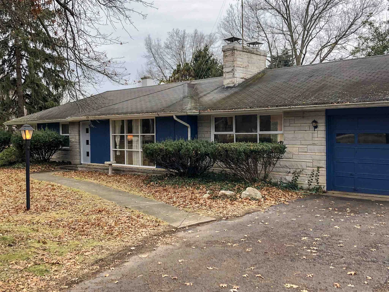 50585 State Road 23 photo 1