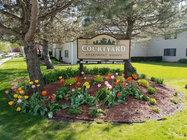 Courtyard Apartment Homes - 808, 808 S Lincoln Ave APT 201, Beaver Dam, WI 53916