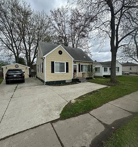 1860 Rochester Rd Photo 1