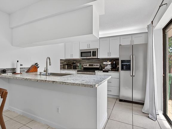 5th image of 5408 NW 59th Place