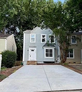 2nd image of 6614 Meadow Green Cir
