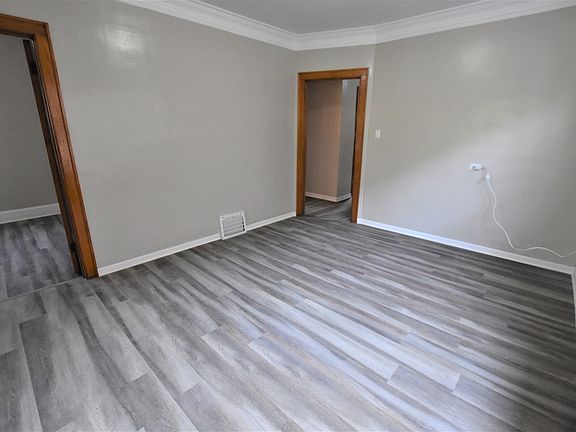 5th image of 6525 S Mozart St #1