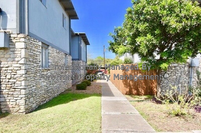 1st image of 731 Byrnes Dr APT 2