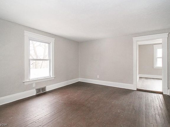 5th image of 5621 Flowerdale Ave APT 4