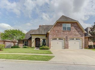 103 Brook Hill Dr, Youngsville, LA 70592