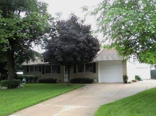 2910 Concord Pl, La Crosse, WI 54601