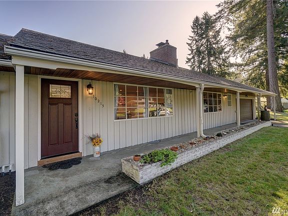 5th image of 10213 Laurelcrest Ln SW