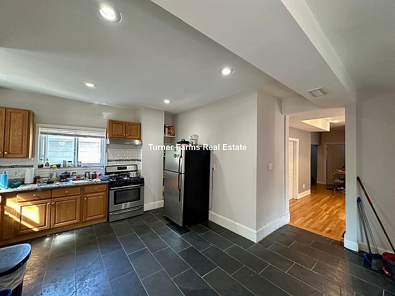 5th image of 14 Batchelder St #11