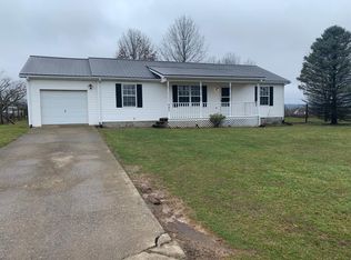 445 Young Dr, Stanford, KY 40484