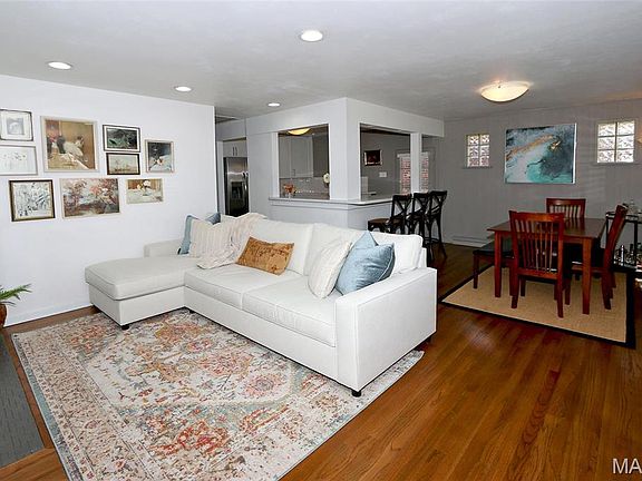 4th image of 7512 Weil Ave