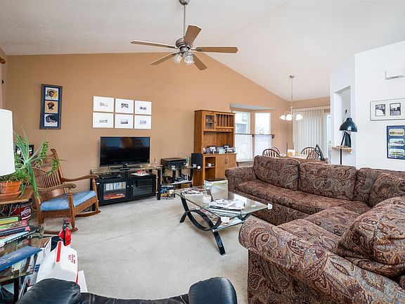 3rd image of 7764 Lerner Dr