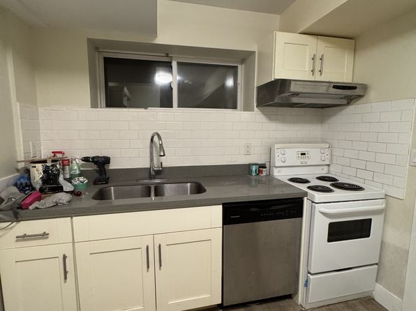 1 bedroom rental in Coquitlam — photo 10