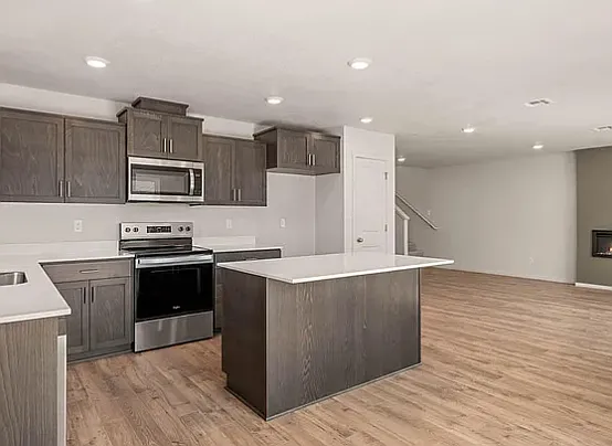 2629 Meadows Ln — Photo 3