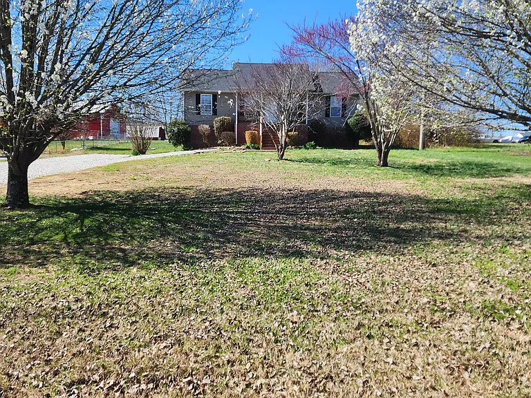 143 W Gate Dr — Photo 41