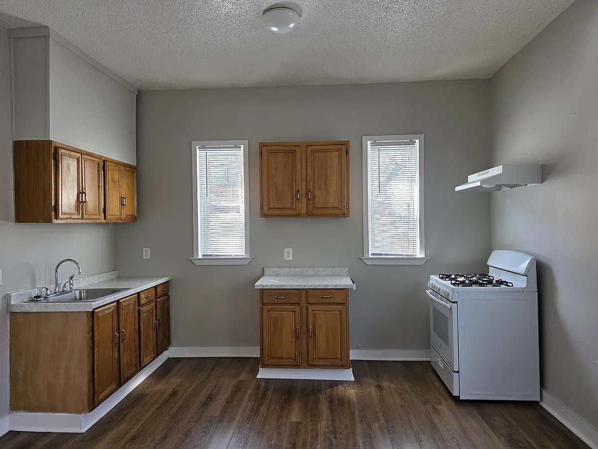 Building Photo - 360 Dixwell Ave #L1