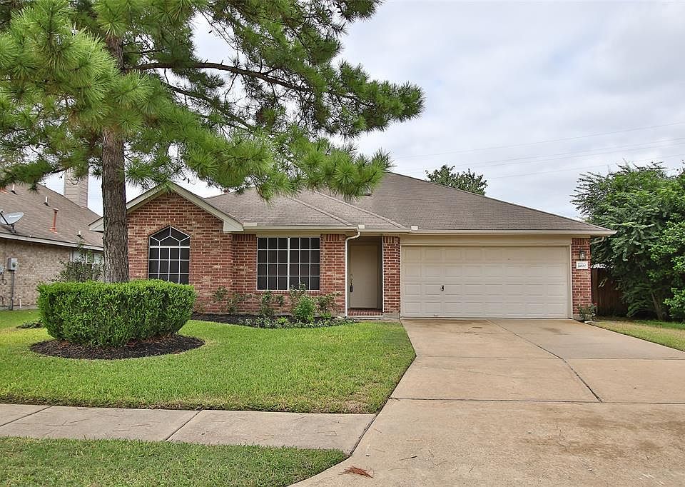 1st image of 14610 Vaughnville Dr