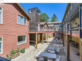 9601 NW Leahy Rd APT 310, Portland, OR 97229