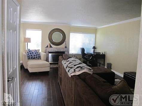5th image of 430 Jeremiah Dr Unit B