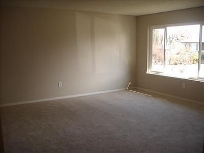 4th image of 1759 Olivewood Ave