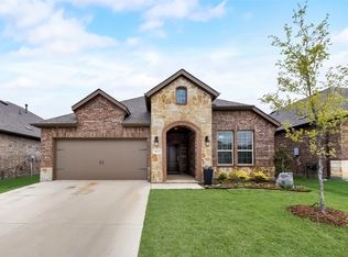 11133 Canyon Mine Dr, Aubrey, TX 76227