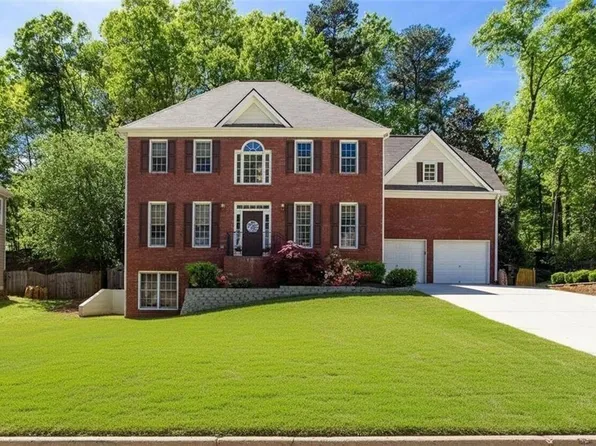 665 Braidwood Dr NW, Acworth, GA 30101