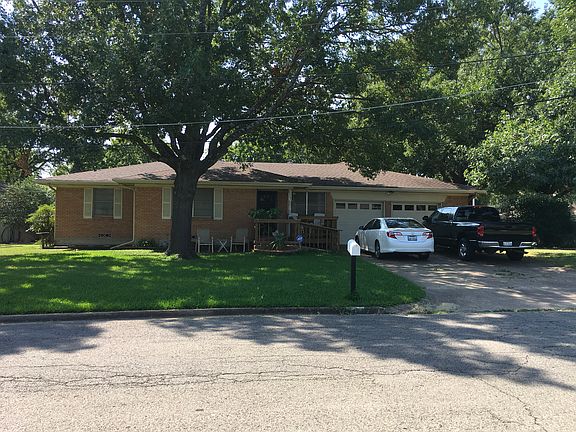 3rd image of 2523 Rolling Hills Dr