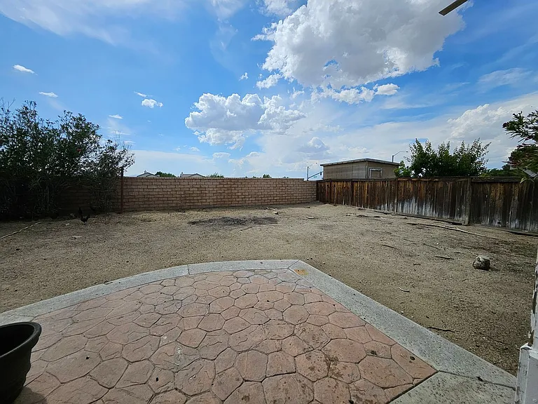 37147 Alder St — Photo 6