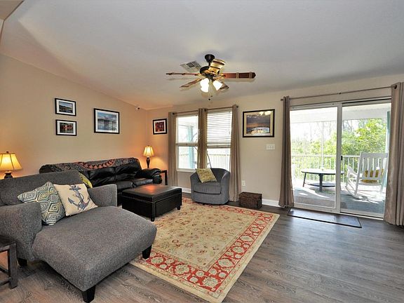 5th image of 17305 Jamaica Ln