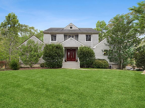 5th image of 1389 Bhampton Sag Harbor Tpke