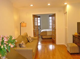 218 E 82nd St, New York, NY