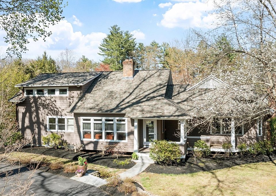 1st image of 343 Holden Wood Rd