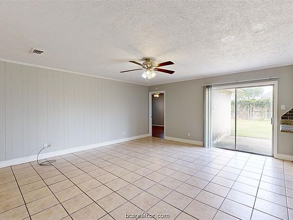 4th image of 1417 Antone Ct