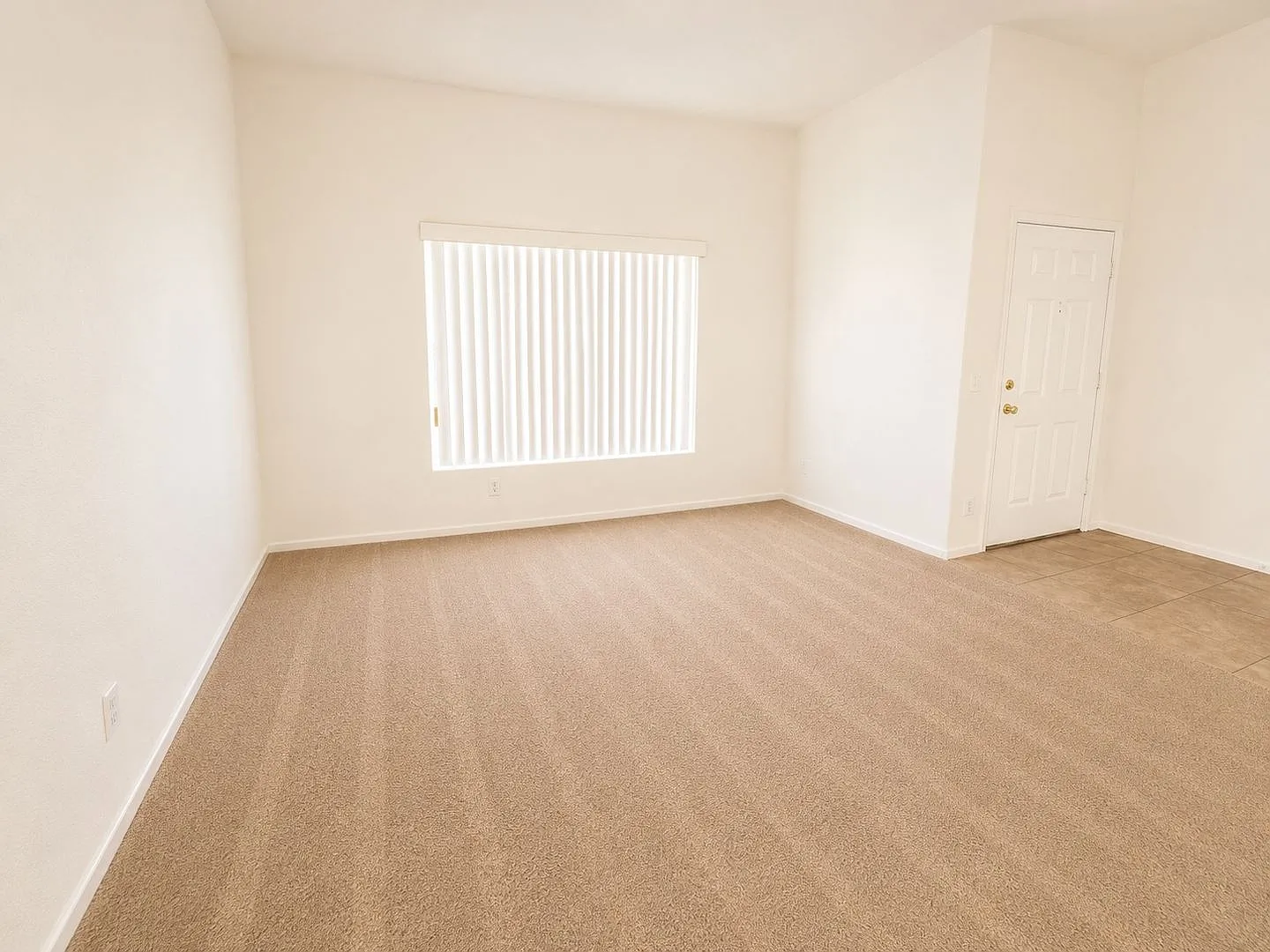 Great home in North Valley — Photo 2