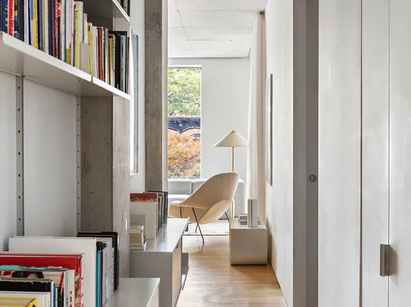 450 Warren Street image 10 of 19