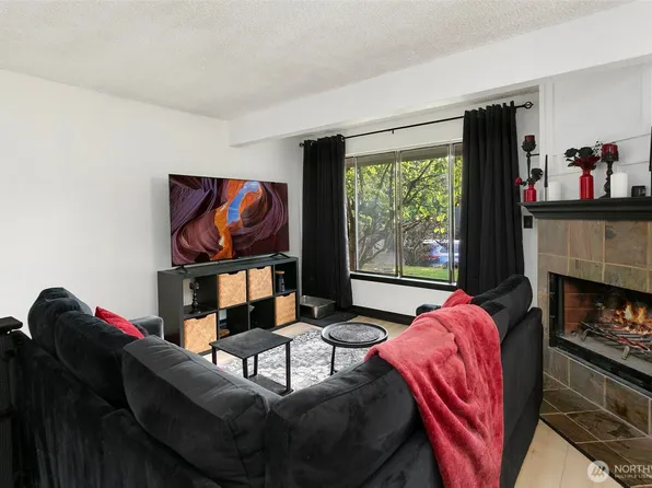 19205 40th Avenue W #B5, Lynnwood, WA 98036