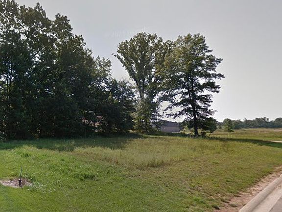 5th image of 354 N Lake Placid Dr