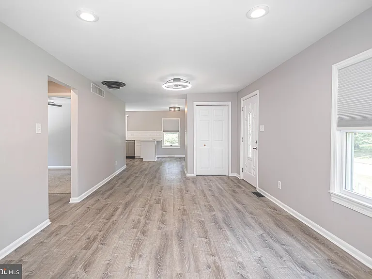 125 Richardson Rd — Photo 6