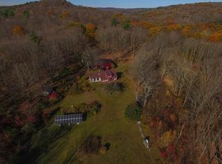 20 W Hill Rd, Middlefield, MA 01243