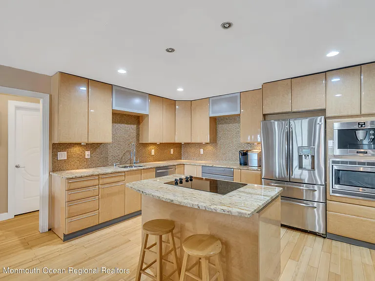 1340 Ocean Ave #62 — Photo 19
