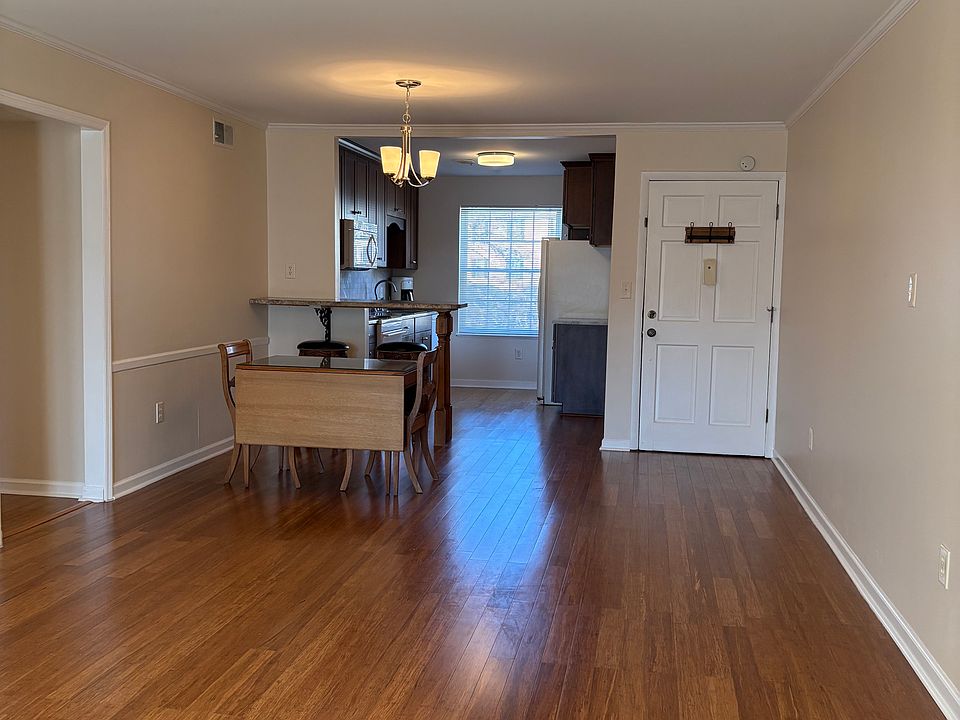 1st image of 925 Cleveland St Unit 60