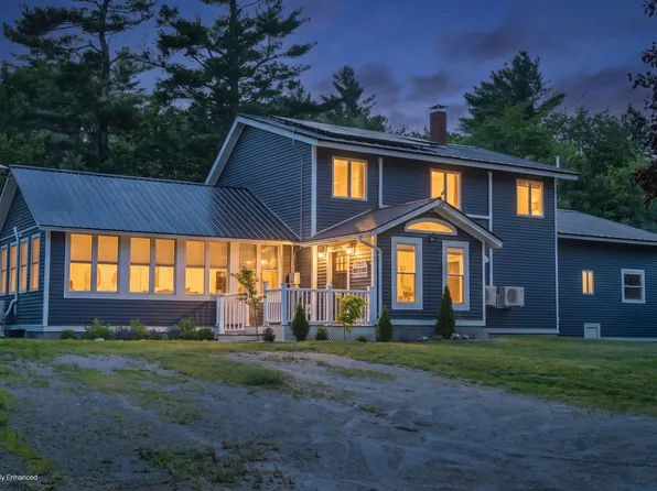 52 Wood Lane, Brooks, ME 04921