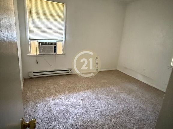 4th image of 3219 Brest Ave #A