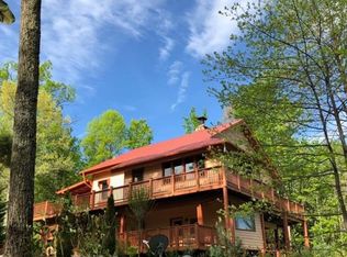 526 Hawk Hill Ln, Lakemont, GA 30552