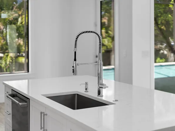 82 Tahiti Rd, Marco Island, FL 34145