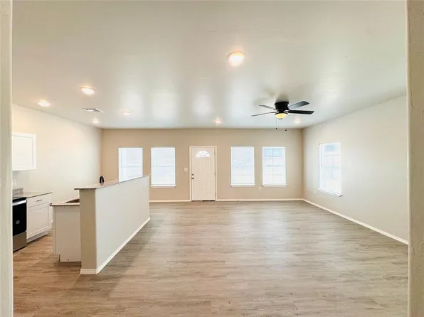 424 NW 122nd St, Oklahoma City, OK 73114