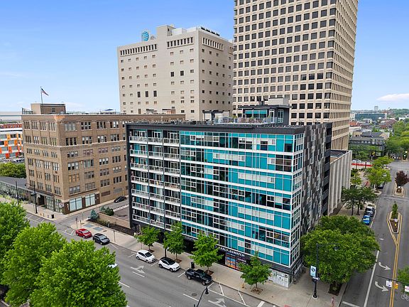5th image of 100 E Gay St Unit 204