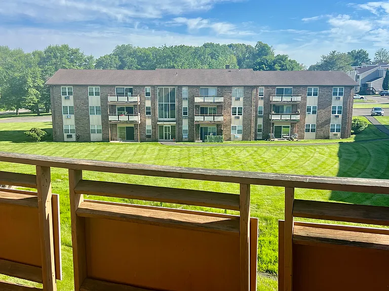 45 Jefferson Rd #15 — Photo 11