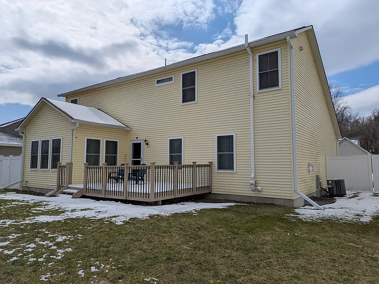 412 McClennan Dr — Photo 30