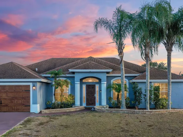 870 SW Paar Drive, Port St Lucie, FL 34953