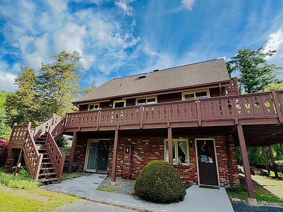 3rd image of 125 Sayle Avenue